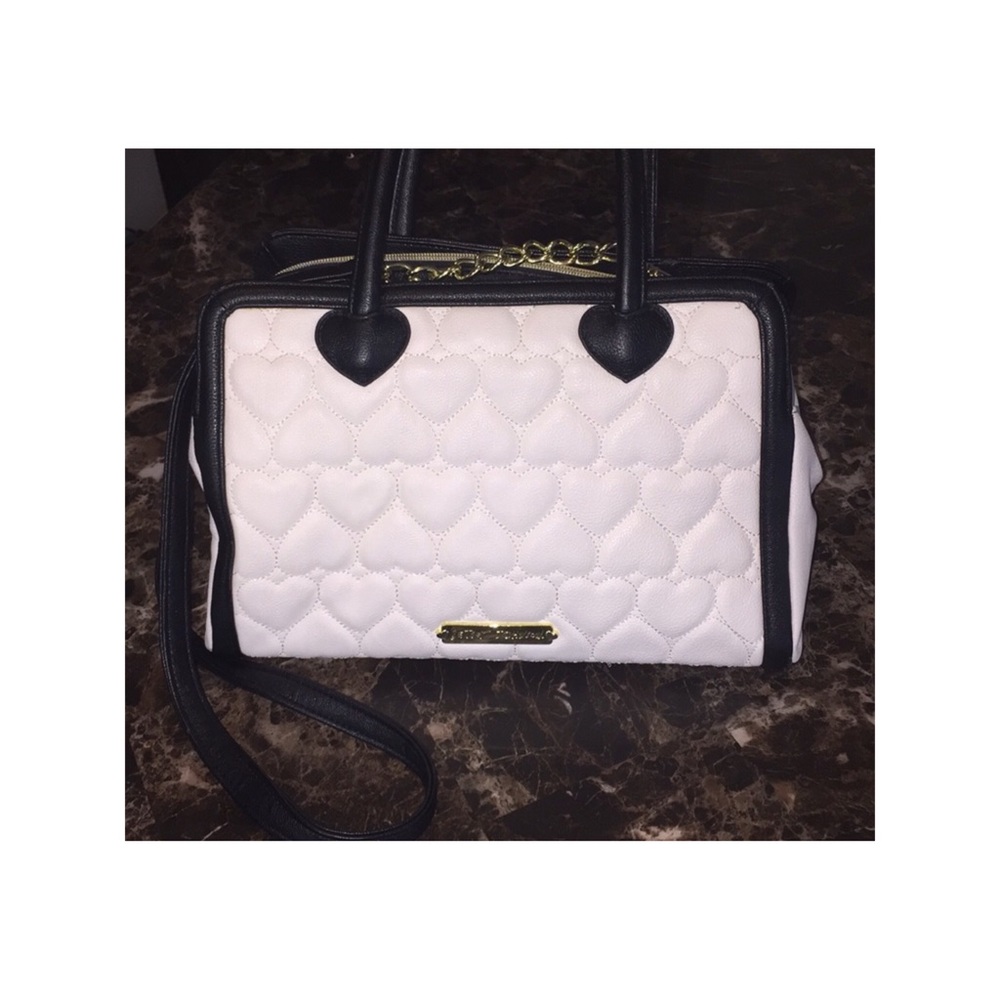 ON SALE! Betsey Johnson Bag 💕💕